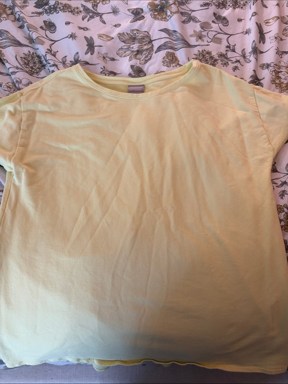 Chicos Yellow Short-Sleeve Tee